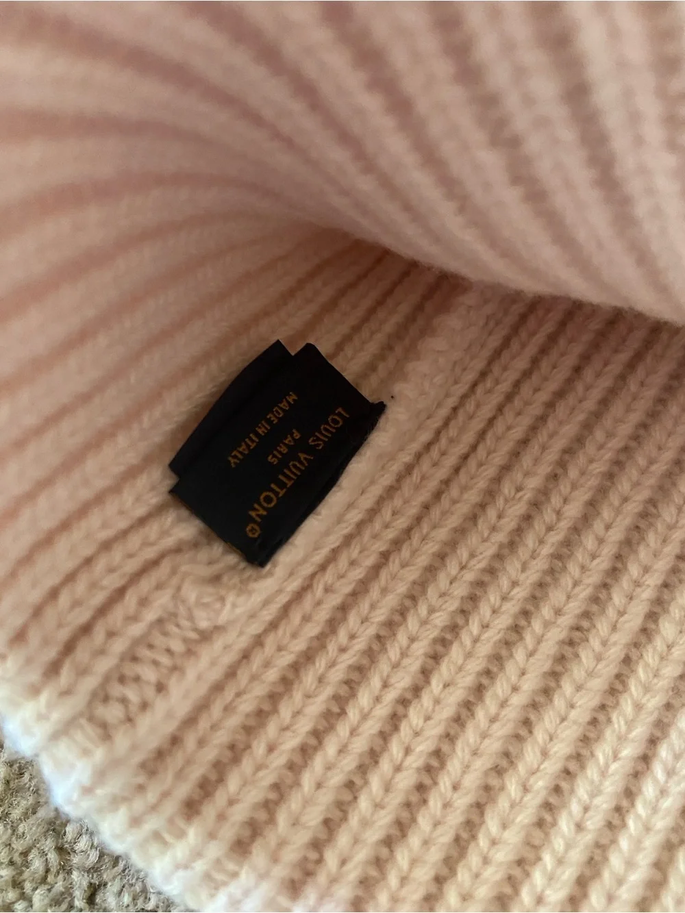 Louis Vuitton Medallion Scarf Wool Beige Rose/HAT/GLOVES SET!!!!